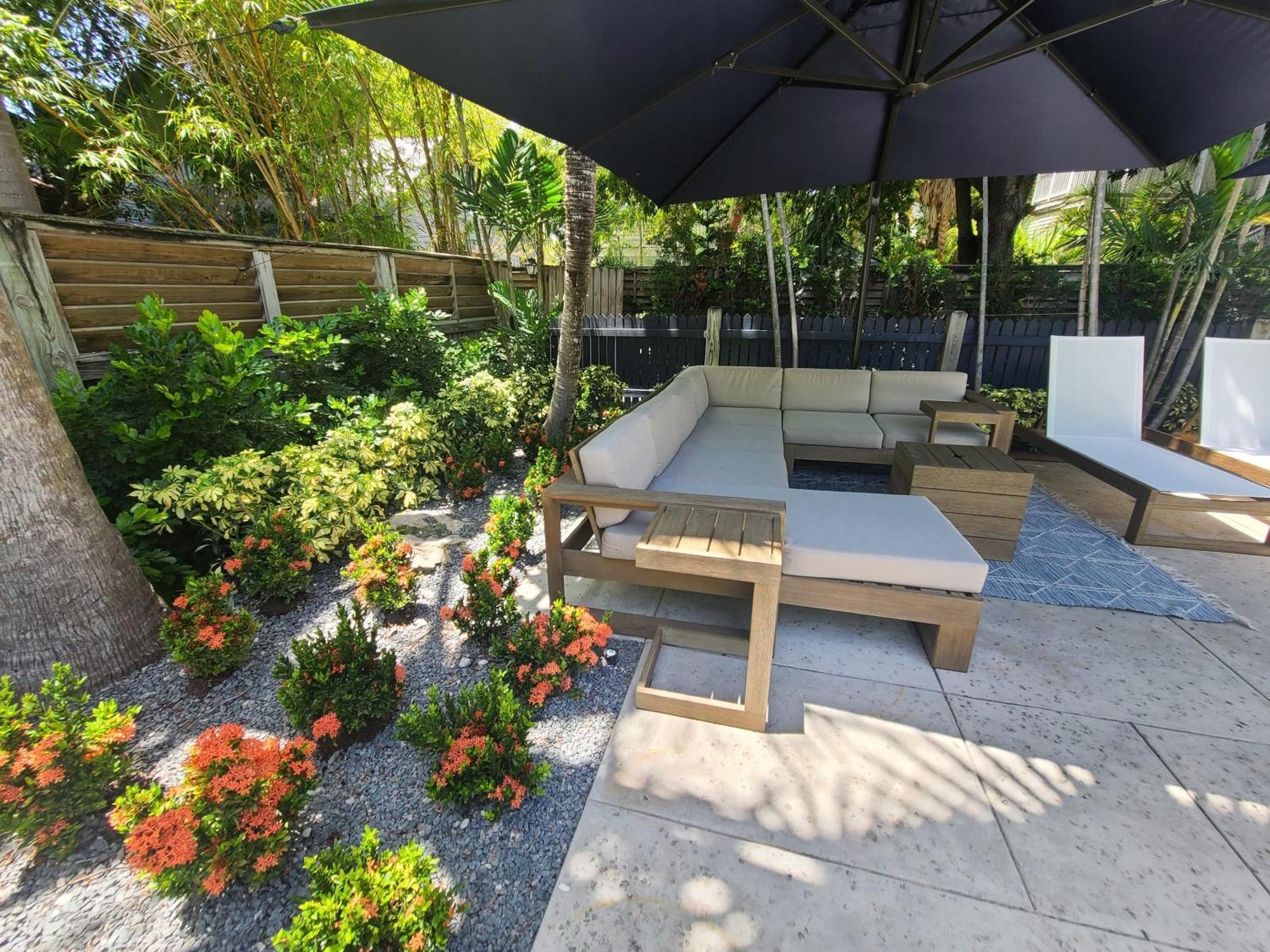Duval Street Suite W Parking And Pool Key West Exterior photo
